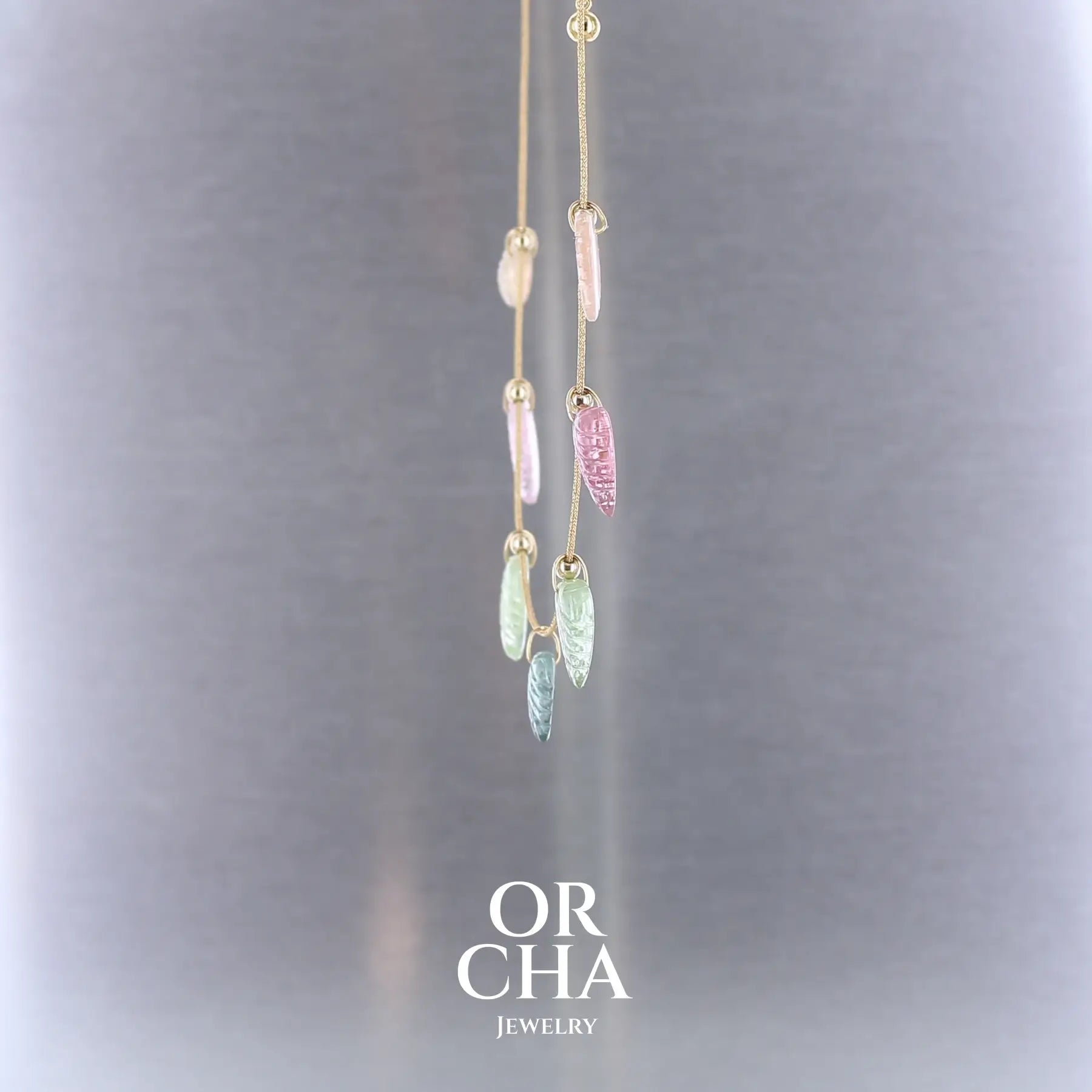 Collier feuilles en or 18k et tourmalines multicolores - Orcha's Gold