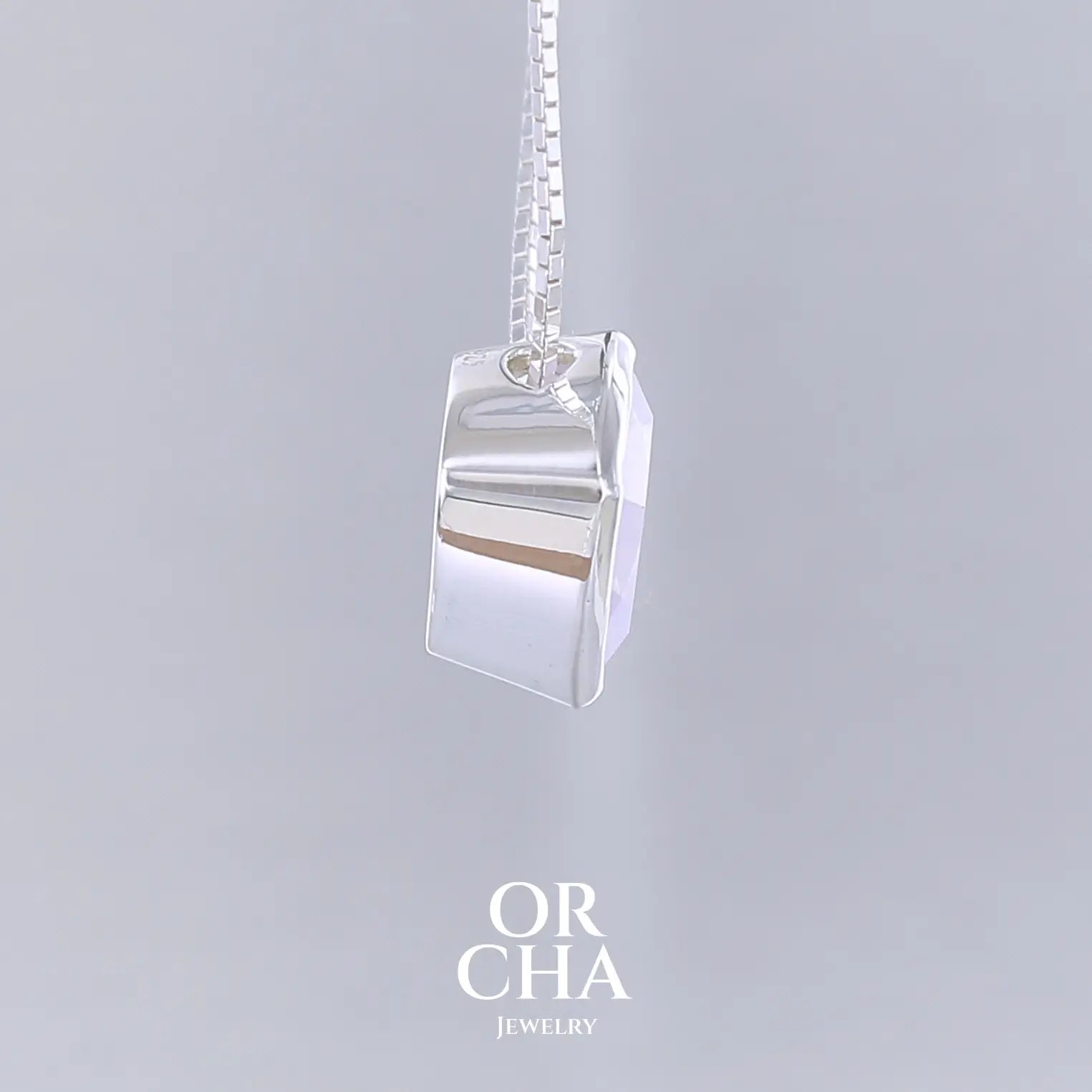Collier solitaire en argent avec Quartz Lavande  - Essential