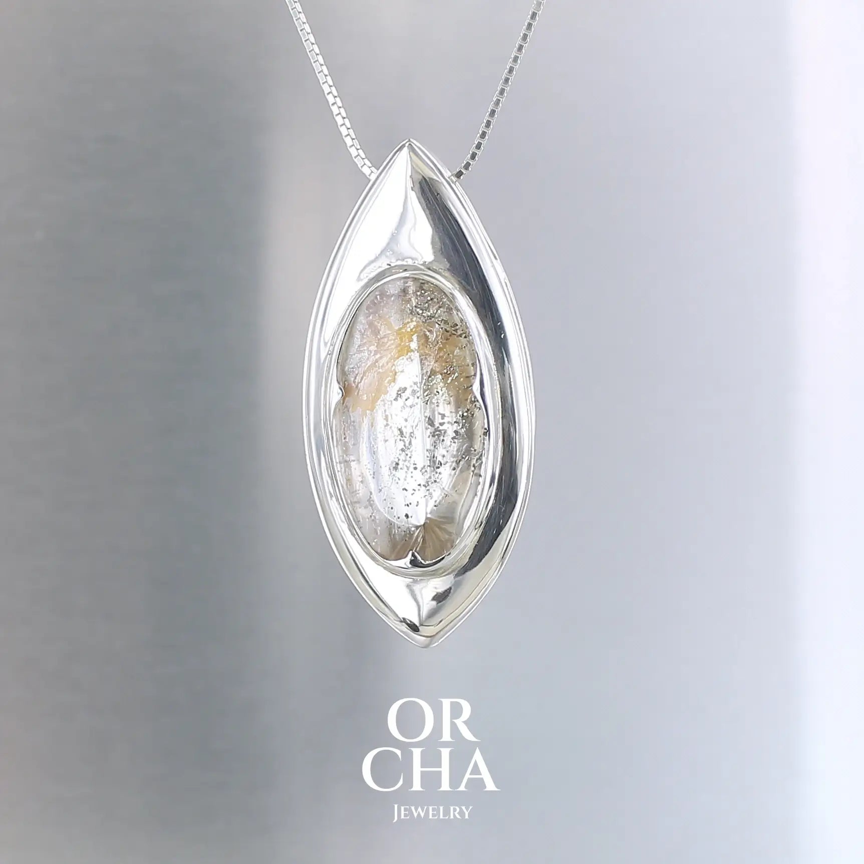 Pendentif en argent avec Quartz à Marcassite - Elven