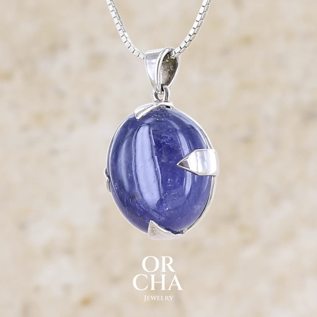 Pendentif tanzanite serti griffe en argent massif  - Essential