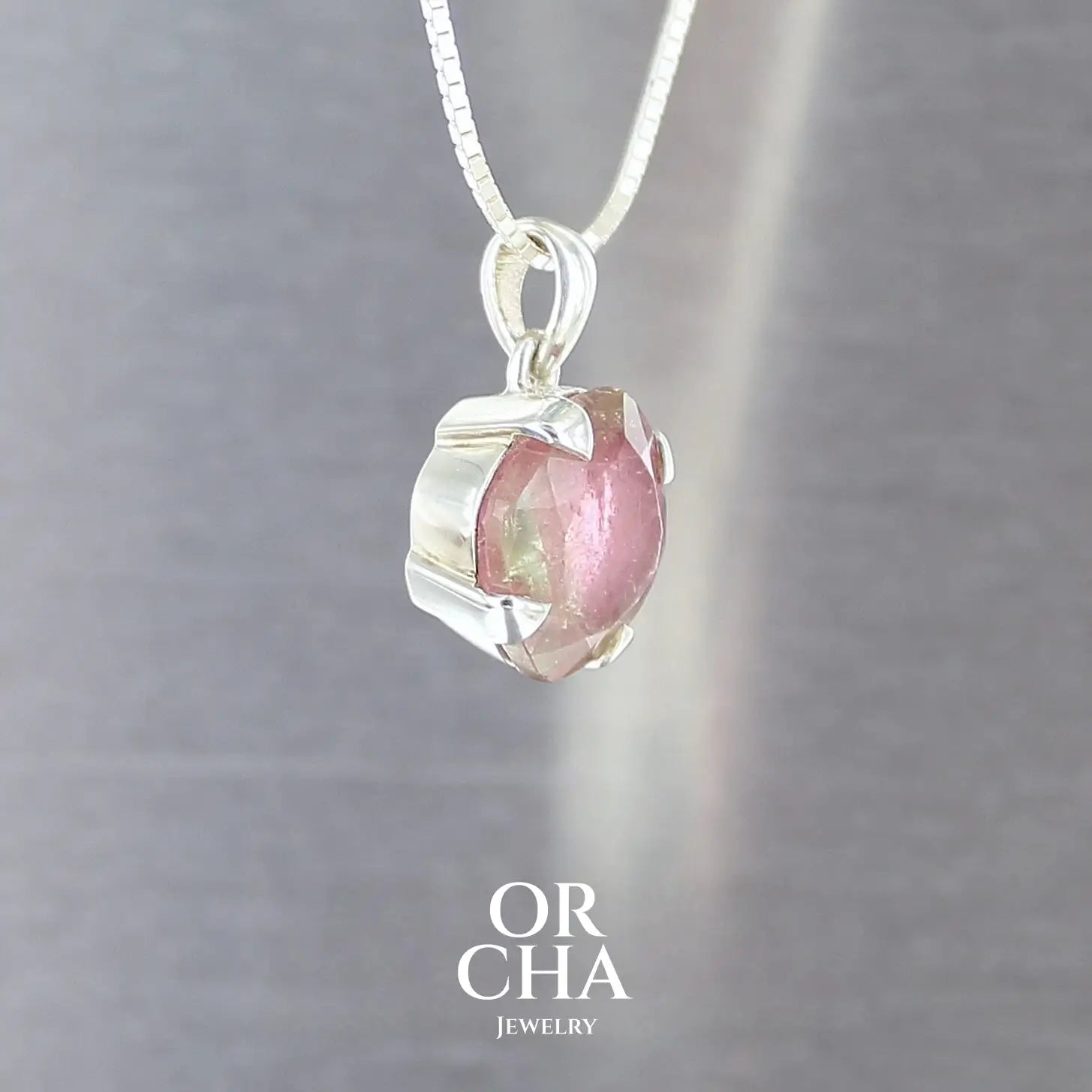 Pendentif en argent avec Tourmaline - Essential