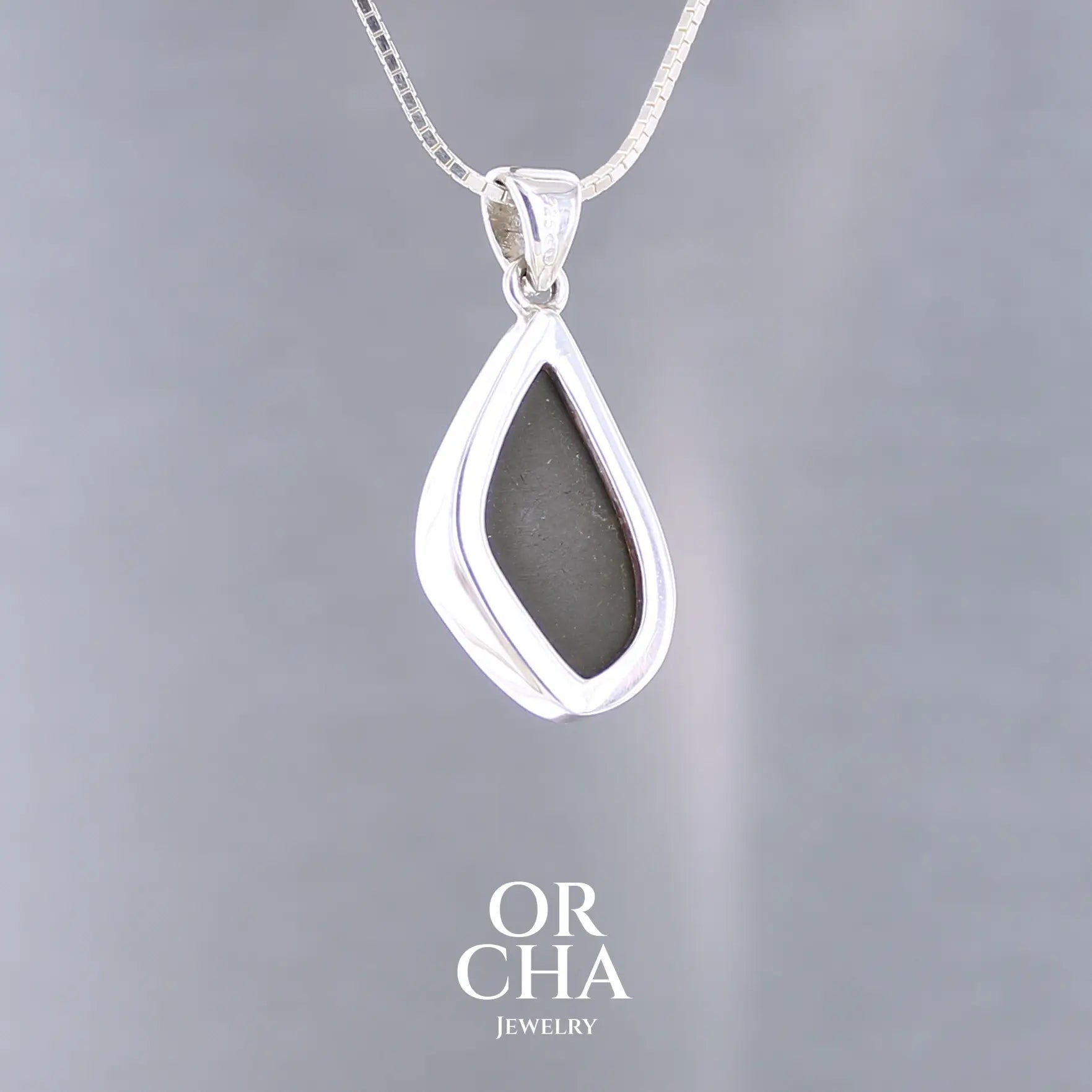 Pendentif en argent avec pyrite brute - Essential